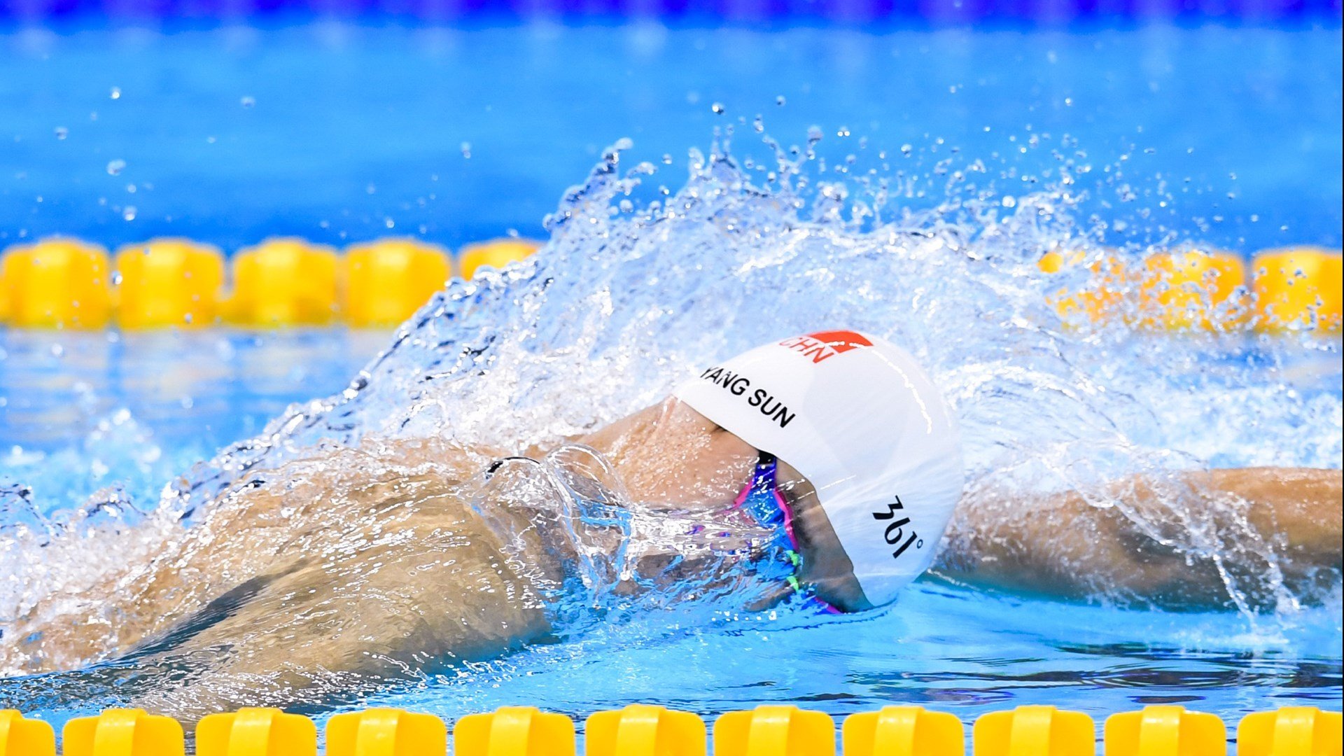 _2025年网球规则变革：新发球规则引发争议_，网球发球的基本规则对发球员的规定有哪些